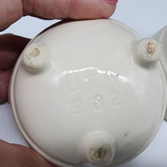 Vintage MCM Shawnee Condiment Bowls With Lids and Spoons Black & Ivory Color - Picture 9 of 10